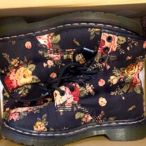 Dr. Martens boots floral